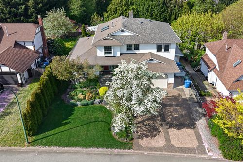 34947 Oakhill Dr, Abbotsford, BC, V2S7R3 | Card Image