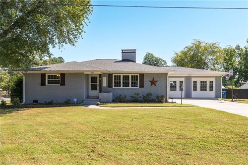 118 Rand Blvd, Archdale, NC, 27263-3220 | Card Image