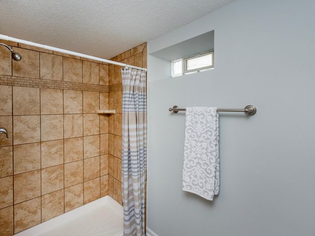 3945 Perry Ave N, House other with 4 bedrooms, 4 bathrooms and null parking in Robbinsdale MN | Image 21