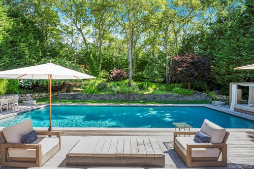 98 Springy Banks Rd, East Hampton, NY, 11937-1151 | Card Image