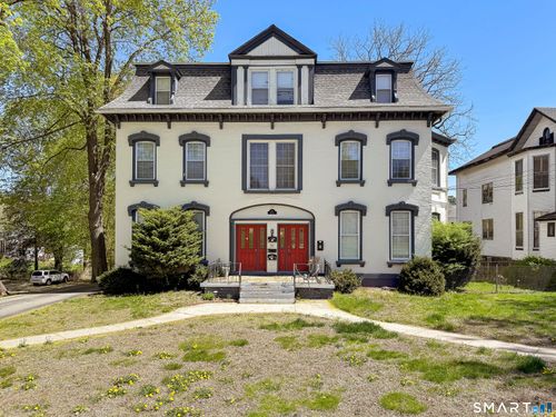 3-221 Broadway, Norwich, CT, 06360-4370 | Card Image