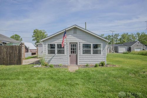 8960 Maple St, Lakeview, OH, 43331-9439 | Card Image