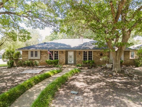 223 Mockingbird Ct, Duncanville, TX, 75137-3118 | Card Image