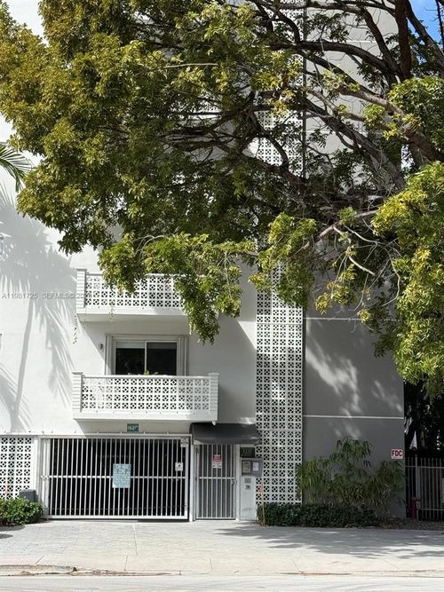 apt-403-1620 West Ave, Miami Beach, FL, 33139-2343 | Card Image