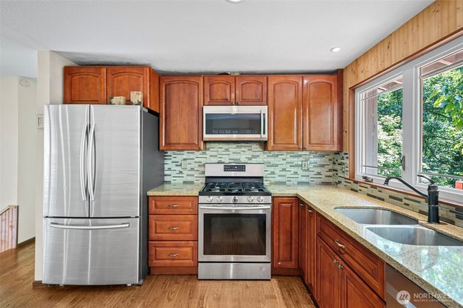 10122 50 Th Pl W, House other with 4 bedrooms, 3 bathrooms and 2 parking in Mukilteo WA | Image 16