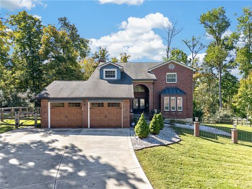 5659 Zaring Dr, West Chester, OH, 45069 | Card Image