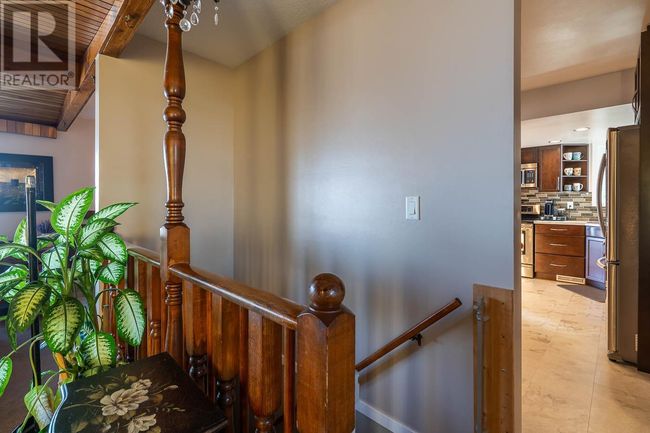 396 Gleneagles Dr, House other with 4 bedrooms, 2 bathrooms and 2 parking in Kamloops BC | Image 14