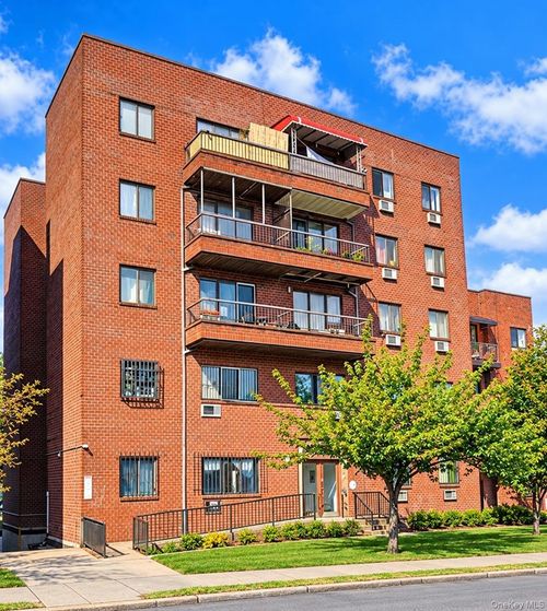 1b-41-58 71st Street, New York, NY, 11377 | Card Image