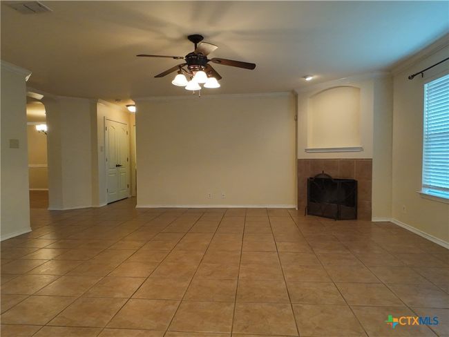 Family Room | Image 12