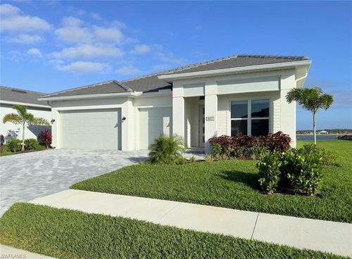 9077 Wisteria Way, NAPLES, FL, 34114 | Card Image