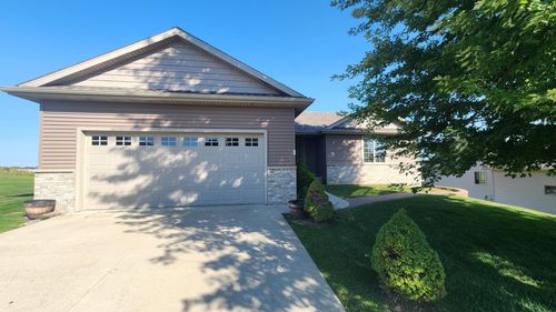 2136 Ashland Dr Nw, Rochester, MN, 55901-5679 | Card Image