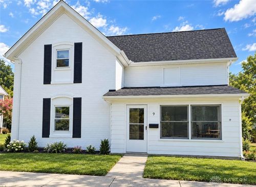 9 W Water St, Versailles, OH, 45380-1208 | Card Image