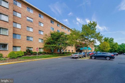 apt-402-750 S Dickerson St, ARLINGTON, VA, 22204-2940 | Card Image