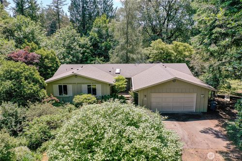 2011 Whiteman Rd Sw, Lakebay, WA, 98349-9762 | Card Image