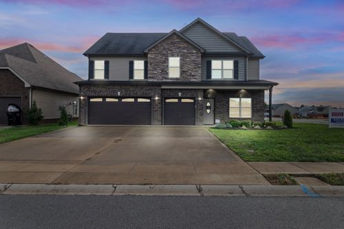 1000 Thrasher Dr, Clarksville, TN, 37040-1450 | Card Image