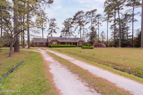 1055 Nc Highway 58 N, Trenton, NC, 28585-9543 | Card Image