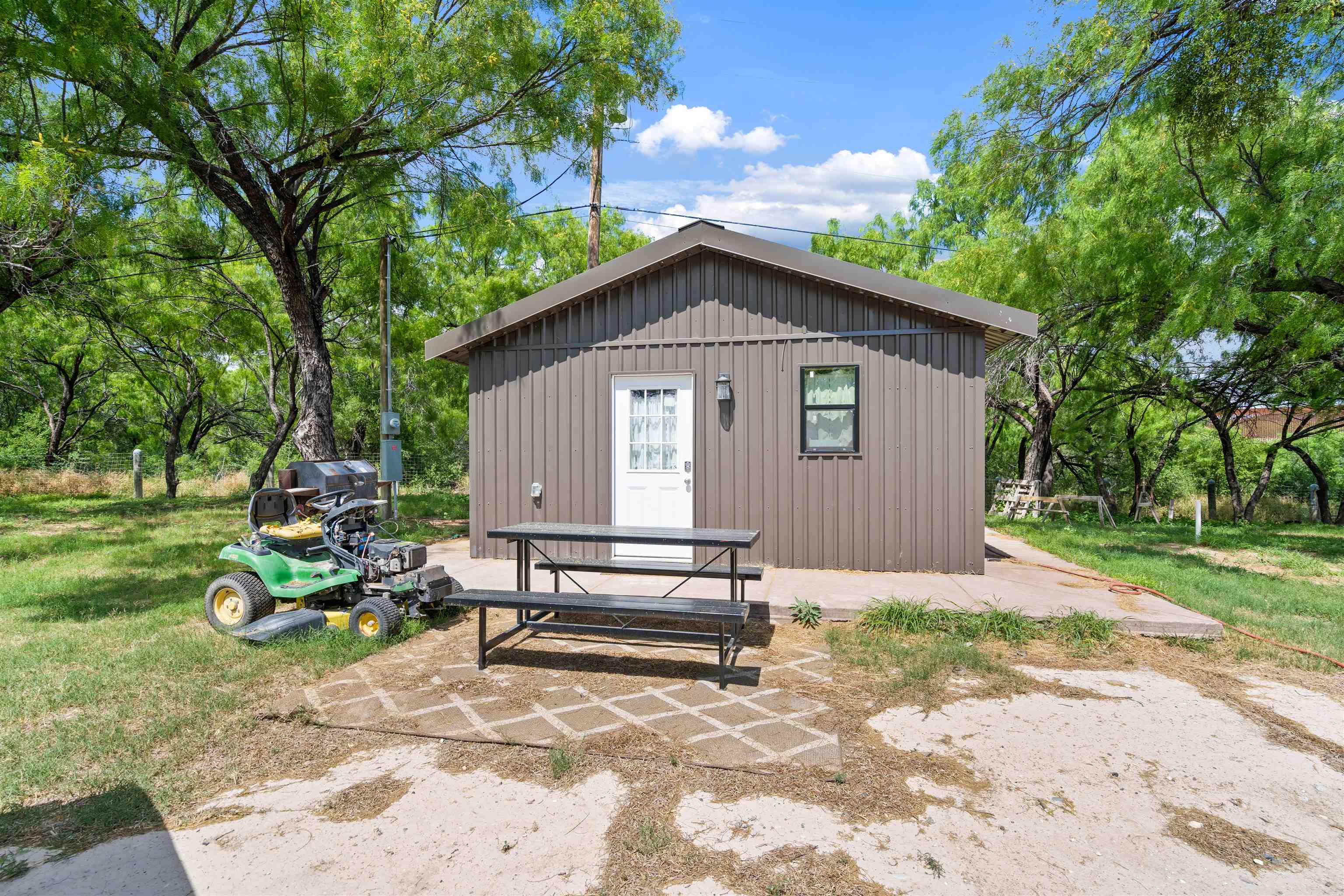 Land in Del Rio 4