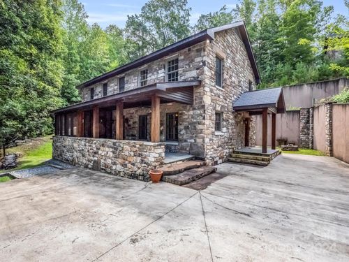 2452 Lake Adger Parkway, Mill Spring, NC, 28756 | Card Image