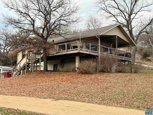 951 N River Rd, Linn Grove, IA, 51033-7508 | Card Image