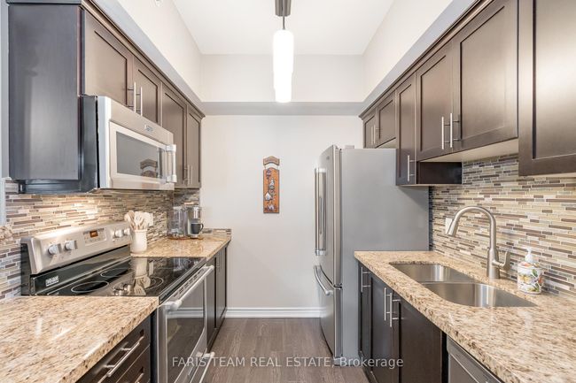 210 - 40 Ferndale Dr S, Condo with 2 bedrooms, 2 bathrooms and null parking in Barrie ON | Image 9