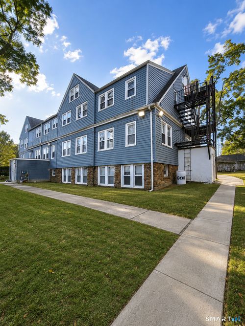 10-3-17 Curve St, Branford, CT, 06405 | Card Image