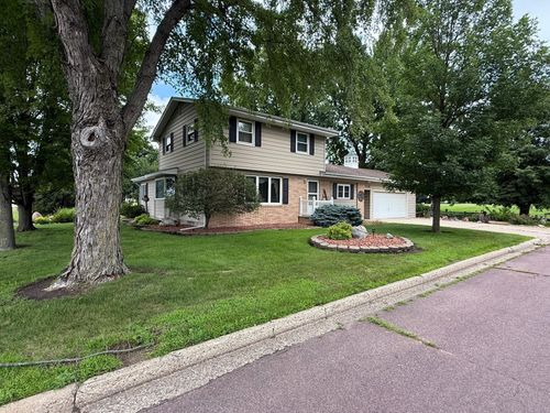 1134 10th St, Westbrook, MN, 56183-9594 | Card Image