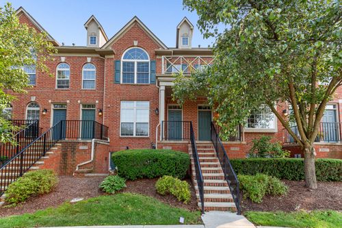 39621 Springwater Dr, Northville, MI, 48168-3963 | Card Image