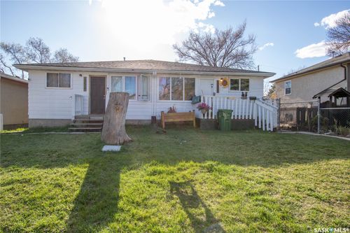 350 & 352 Toronto Street, Regina, SK, S4R1M2 | Card Image