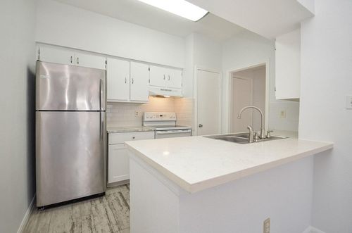 391-2475 Underwood St, Houston, TX, 77030-3539 | Card Image