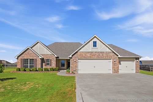 12838 N 44th East Ave, Skiatook, OK, 74070-3453 | Card Image