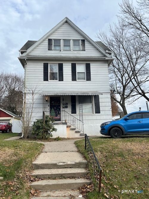 16 Byron St, Waterbury, CT, 06704-1701 | Card Image