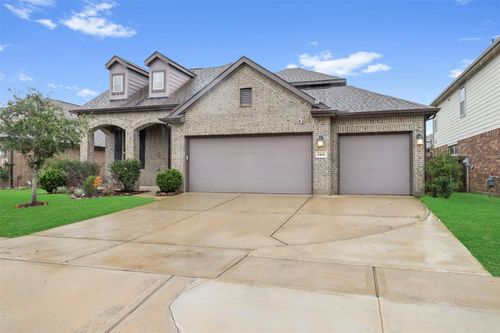 8406 Hunters Cliff Dr, Baytown, TX, 77521-2980 | Card Image