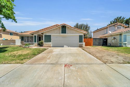4559 Clear Springs Ave, Palmdale, CA, 93552-3700 | Card Image