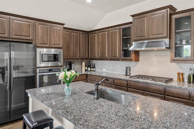 168 Gunnison Way, House other with 3 bedrooms, 2 bathrooms and 6 parking in Kyle TX | Image 4