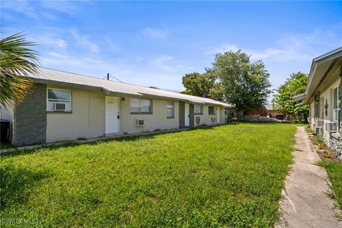 3215 Jeffcott St, FORT MYERS, FL, 33916-5700 | Card Image