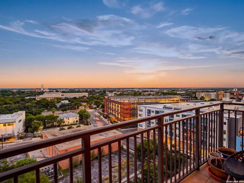 904-230 Dwyer Ave, San Antonio, TX, 78204-1033 | Card Image