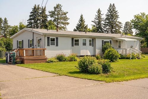 1107 Ogemaw St, Grayling, MI, 49738-1317 | Card Image