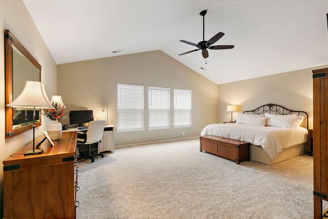 2618 - 2618 Maple Cir, Condo with 2 bedrooms, 2 bathrooms and 4 parking in West Dundee IL | Image 17