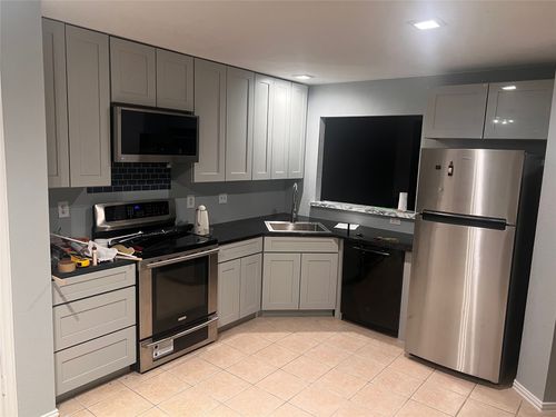 5503 Alta Verde Cir, Arlington, TX, 76017-0522 | Card Image