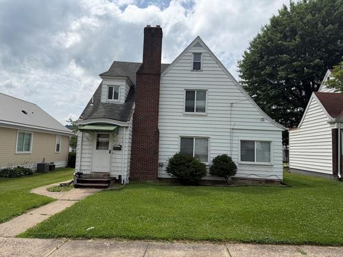 828 4th Street, New Martinsville, WV, 26155 | Card Image