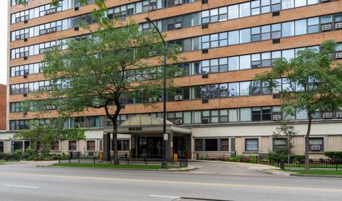308-6030 N Sheridan Rd, Chicago, IL, 60660-2926 | Card Image