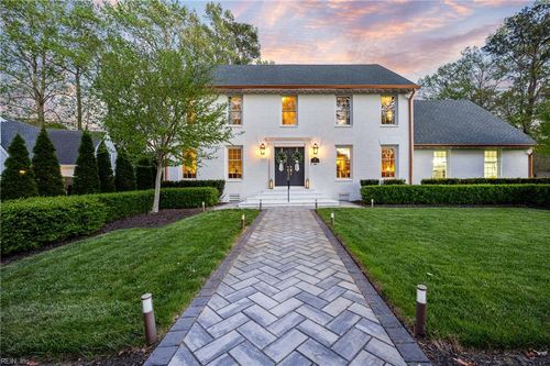 621 Hollygate Ln, Chesapeake, VA, 23322-5880 | Card Image