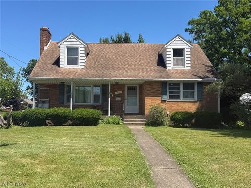 1810 Parkway Blvd, Alliance, OH, 44601-3864 | Card Image