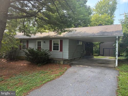 7628 Martinsburg Pike, Shepherdstown, WV, 25443-3667 | Card Image