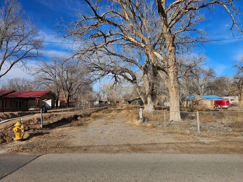 925 Green Valley Road Nw, Los Ranchos, NM, 87107 | Card Image
