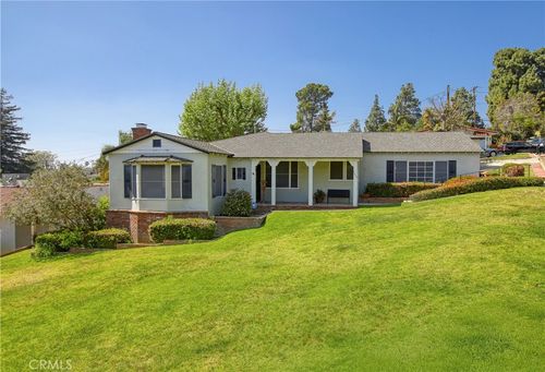 1639 Thompson Ave, Glendale, CA, 91201-1231 | Card Image