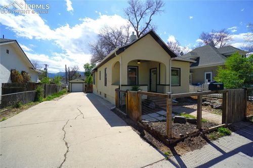 911 W Pikes Peak Ave, Colorado Springs, CO, 80905-1534 | Card Image