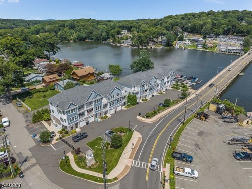 4-468 River Styx Rd, Hopatcong, NJ, 07843-1834 | Card Image
