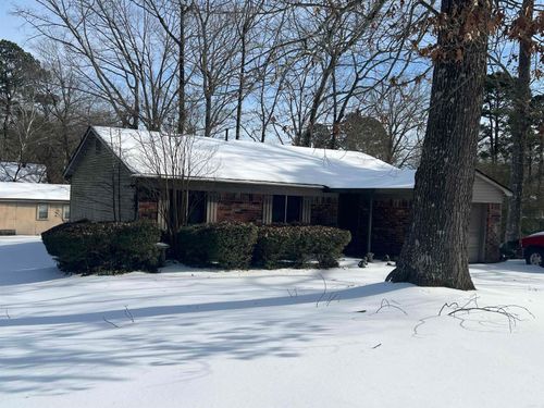 901 Brookview, Benton, AR, 72015-3158 | Card Image