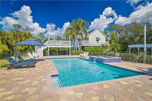 6941 Hunters Rd, NAPLES, FL, 34109-0563 | Card Image